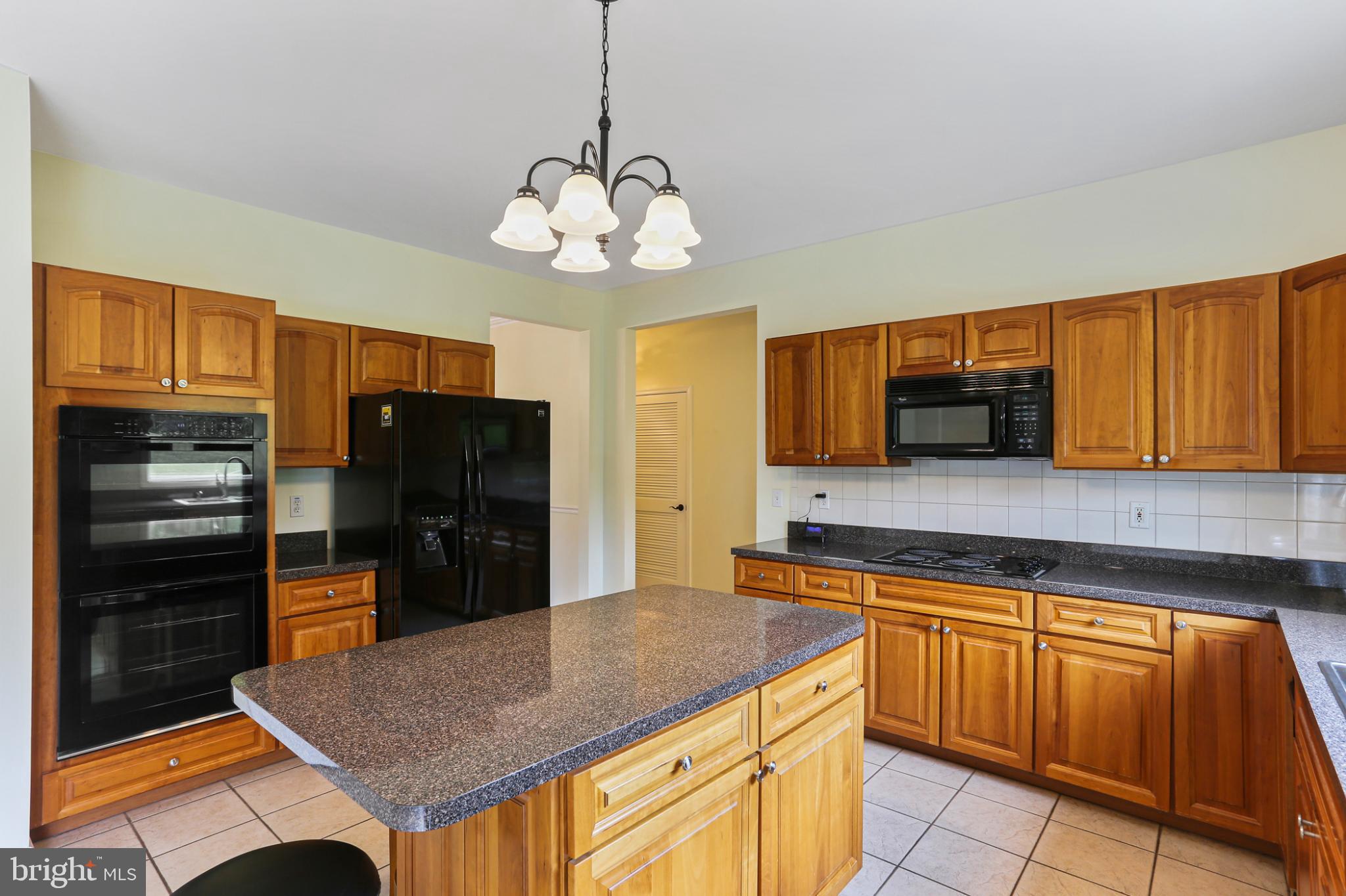 LEVEL TERRACE - Residential