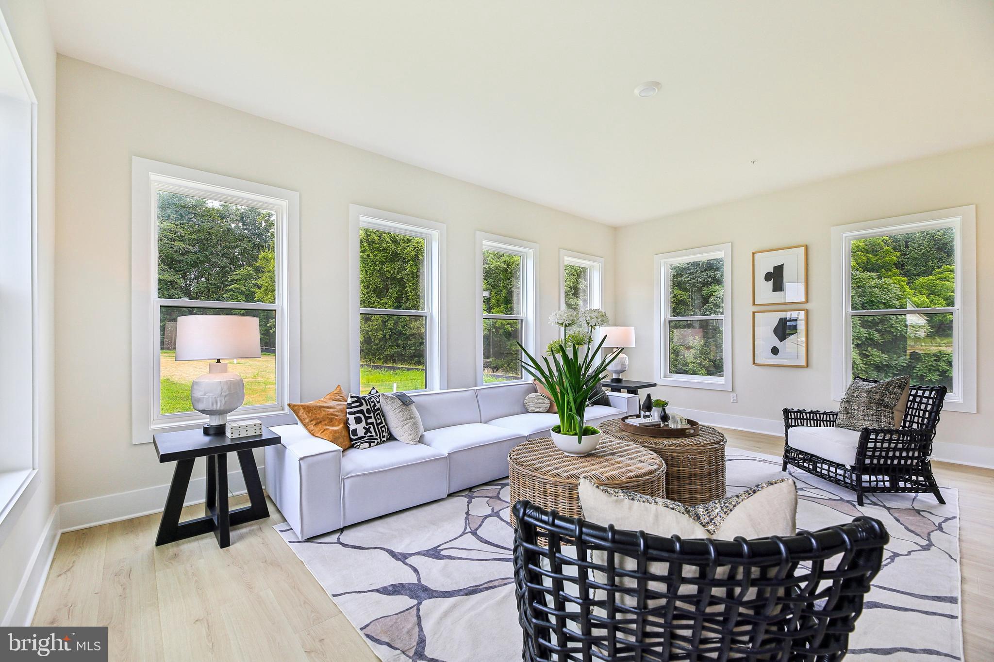 SENECA FARM - Residential