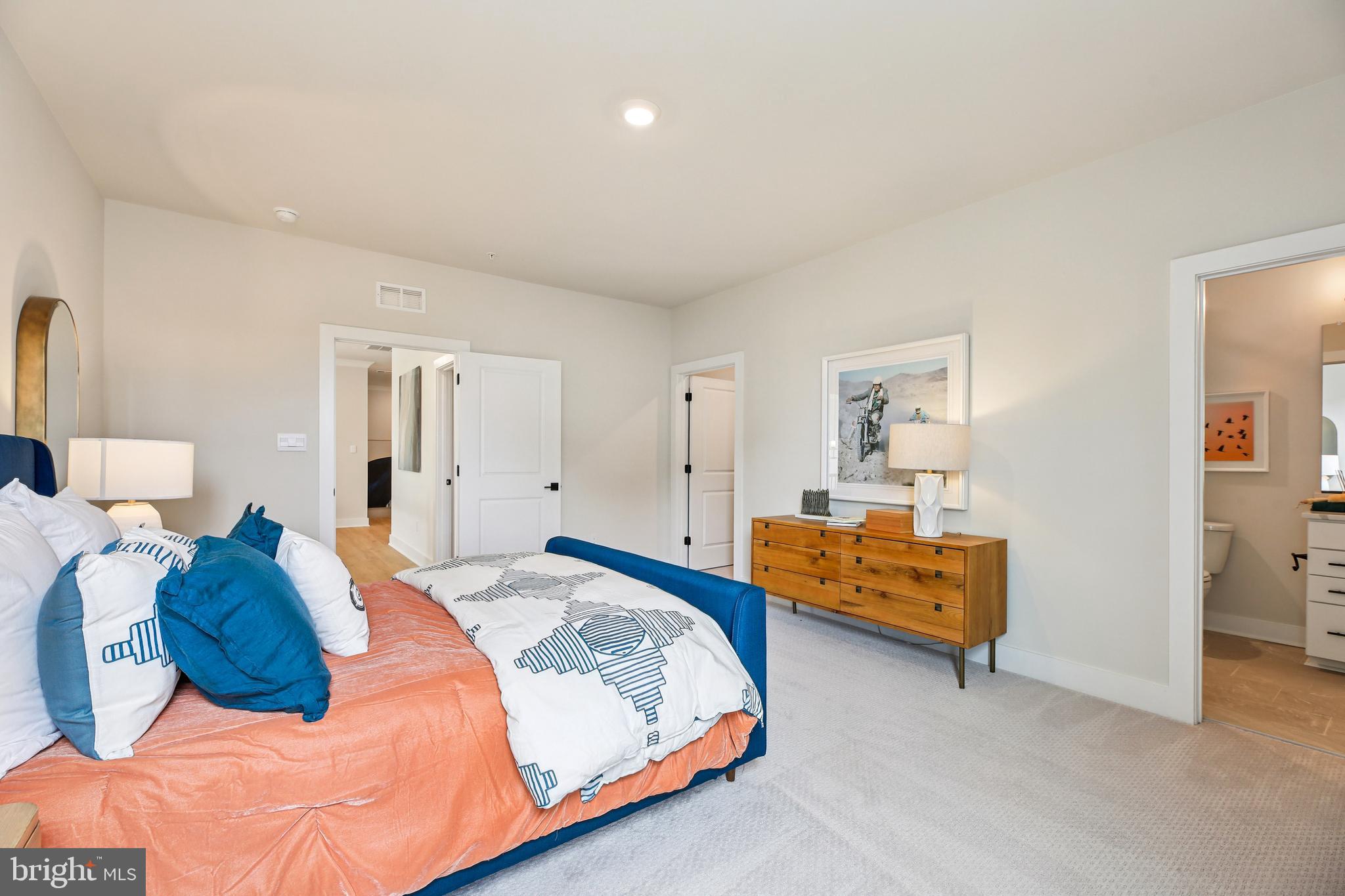 SENECA FARM - Residential