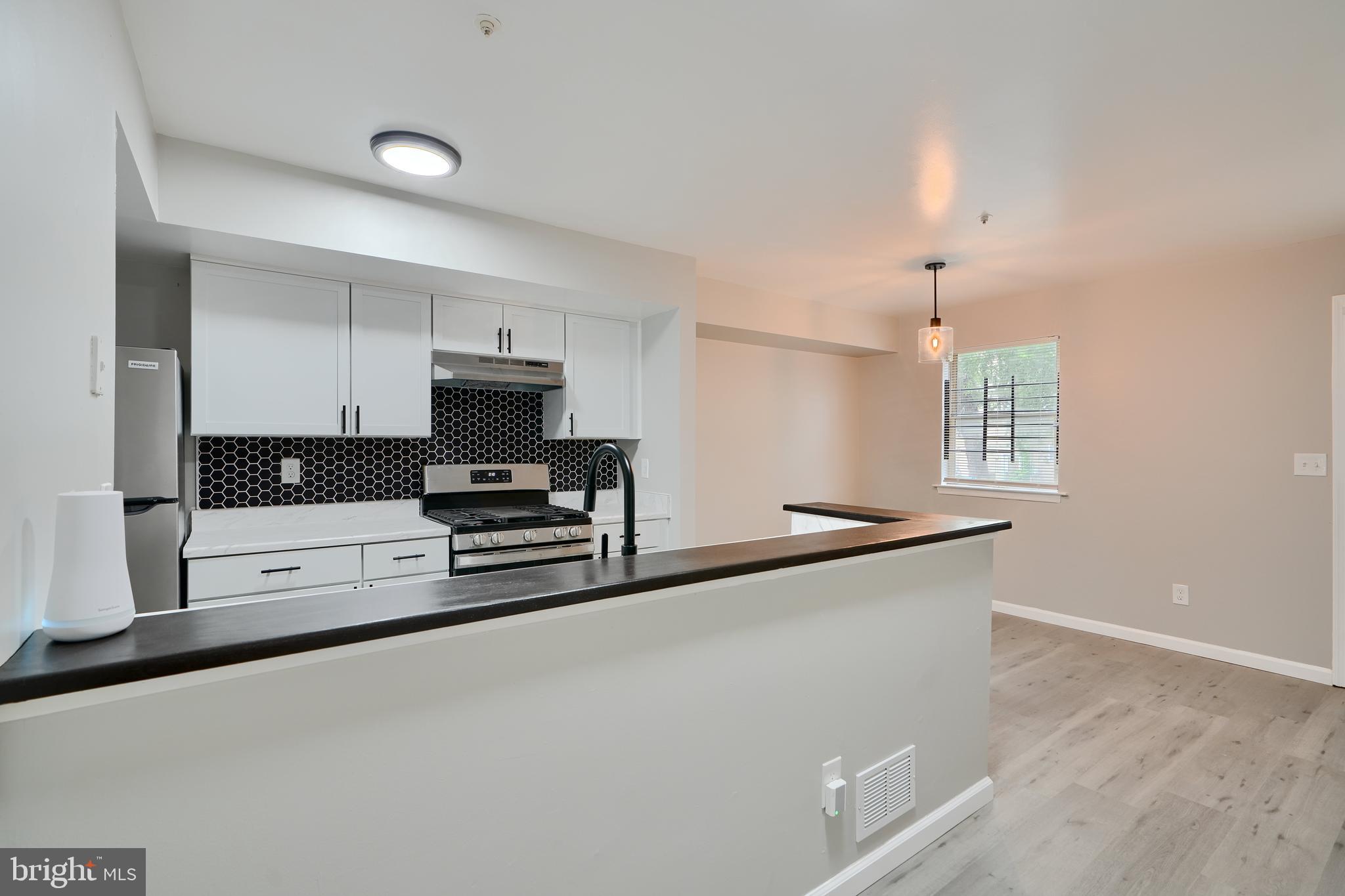 WASHINGTON HILL - Residential Lease