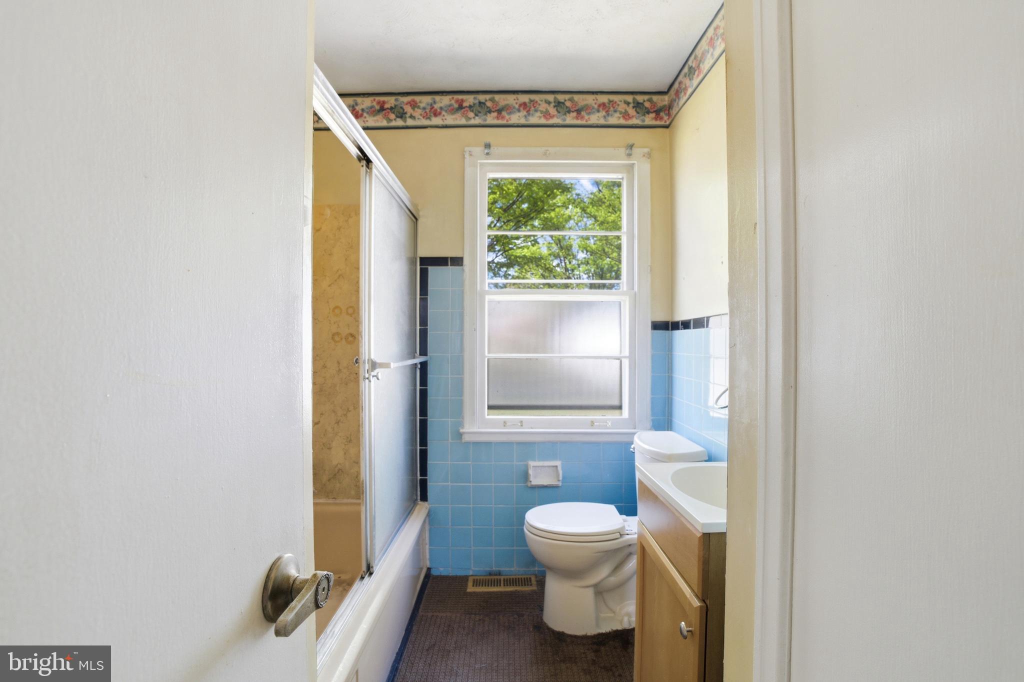 CROYDON ACRES - Residential