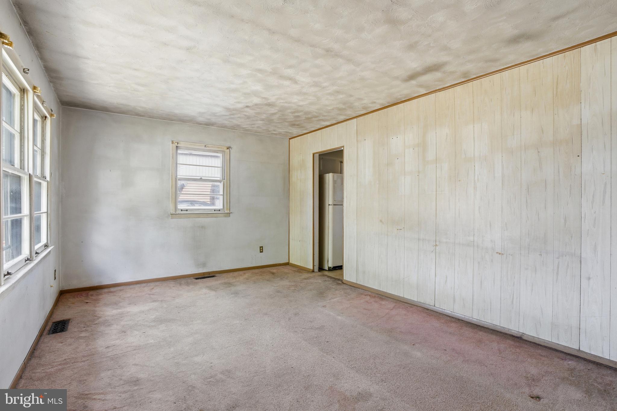 CROYDON ACRES - Residential