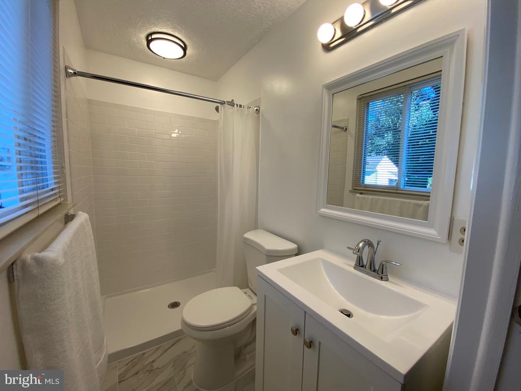 CHARLENE - Residential