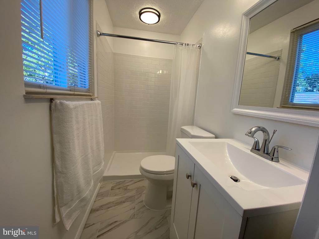 CHARLENE - Residential