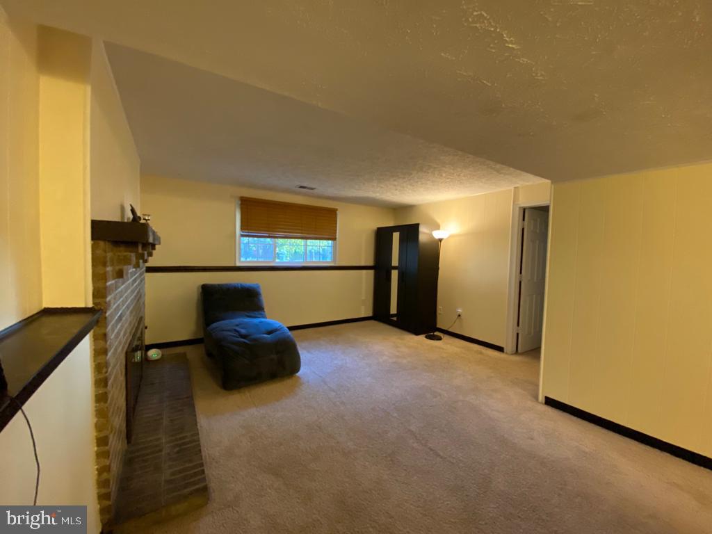 CHARLENE - Residential