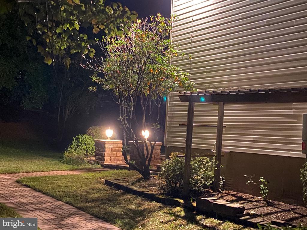 CHARLENE - Residential