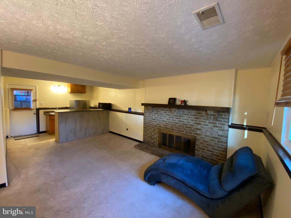 CHARLENE - Residential