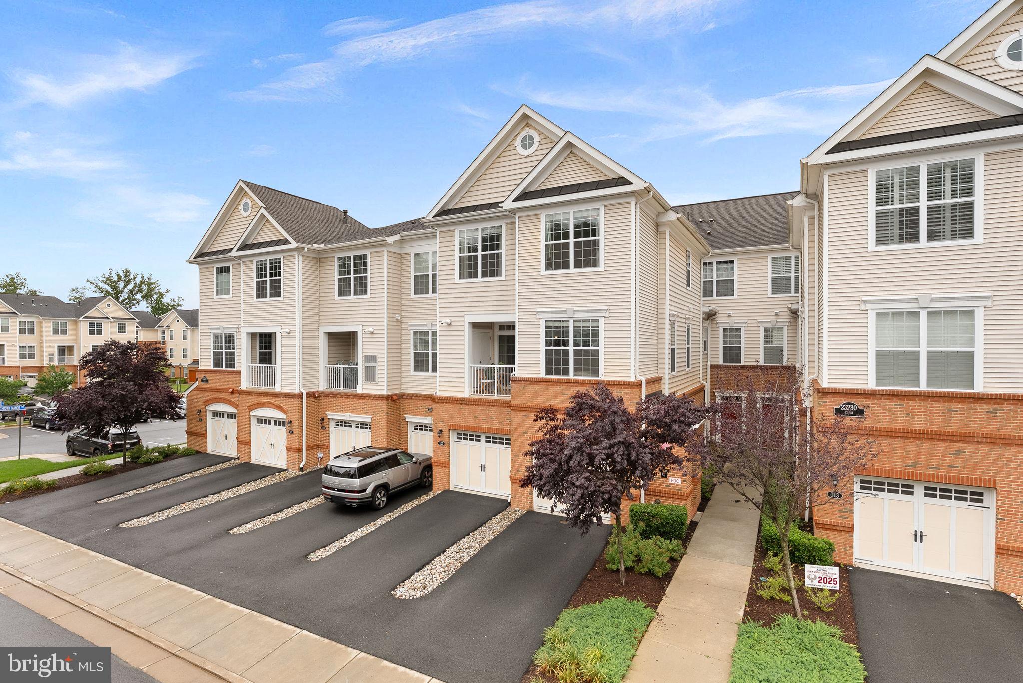23230 MILLTOWN KNOLL SQUARE 106
