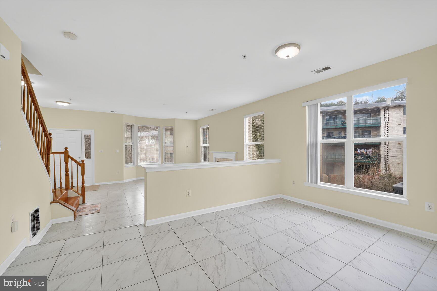 THE OAKS AT SIXTY FIFTH - Residential