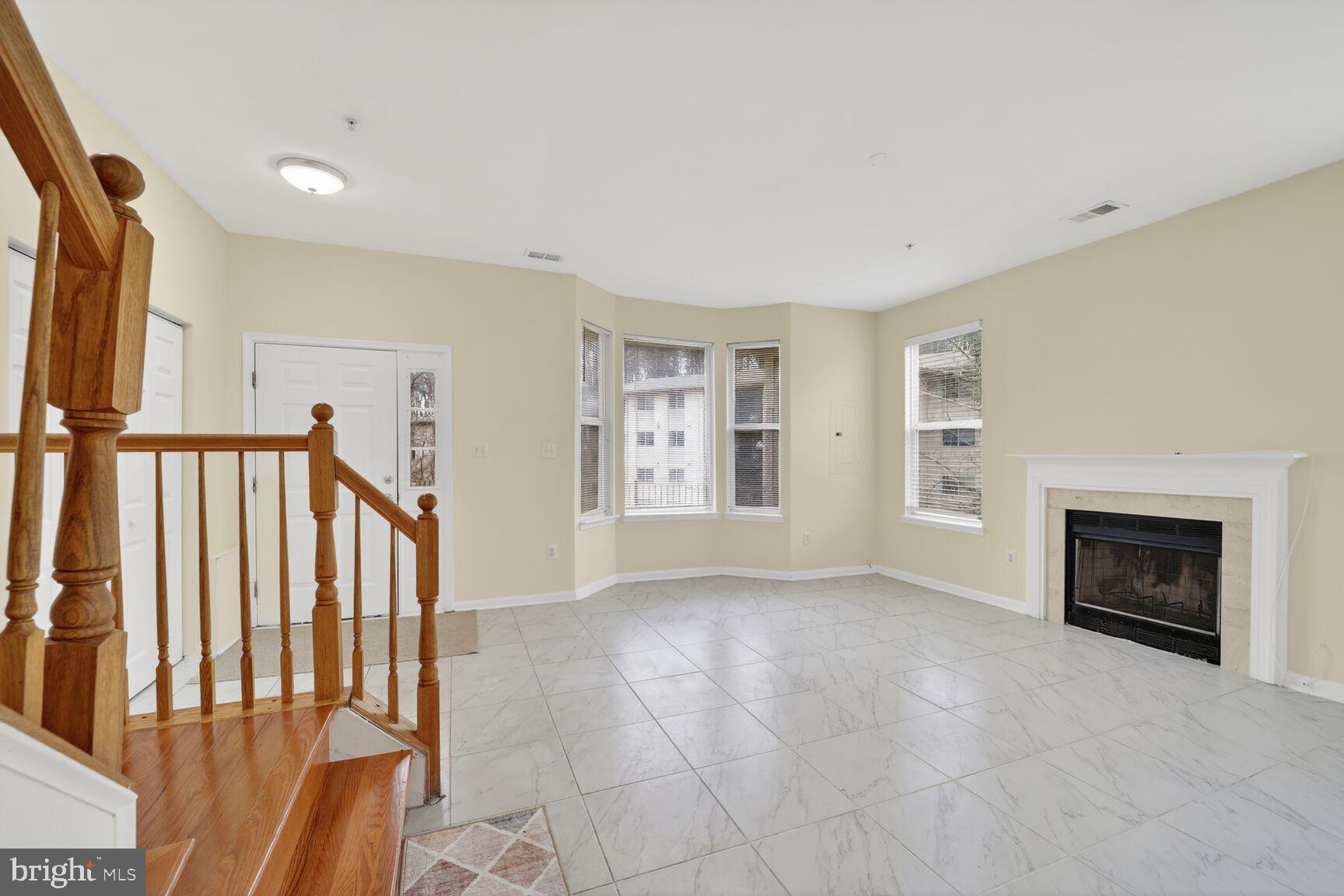 THE OAKS AT SIXTY FIFTH - Residential