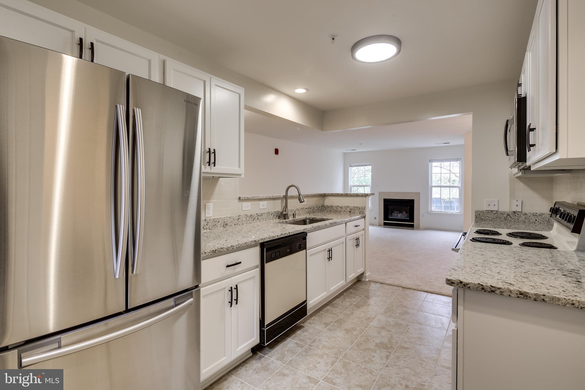 TOWN CENTER - Residential Lease