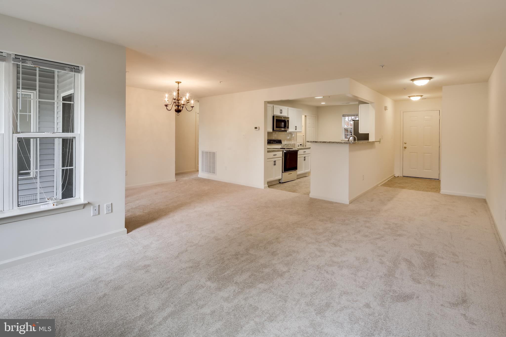 TOWN CENTER - Residential Lease