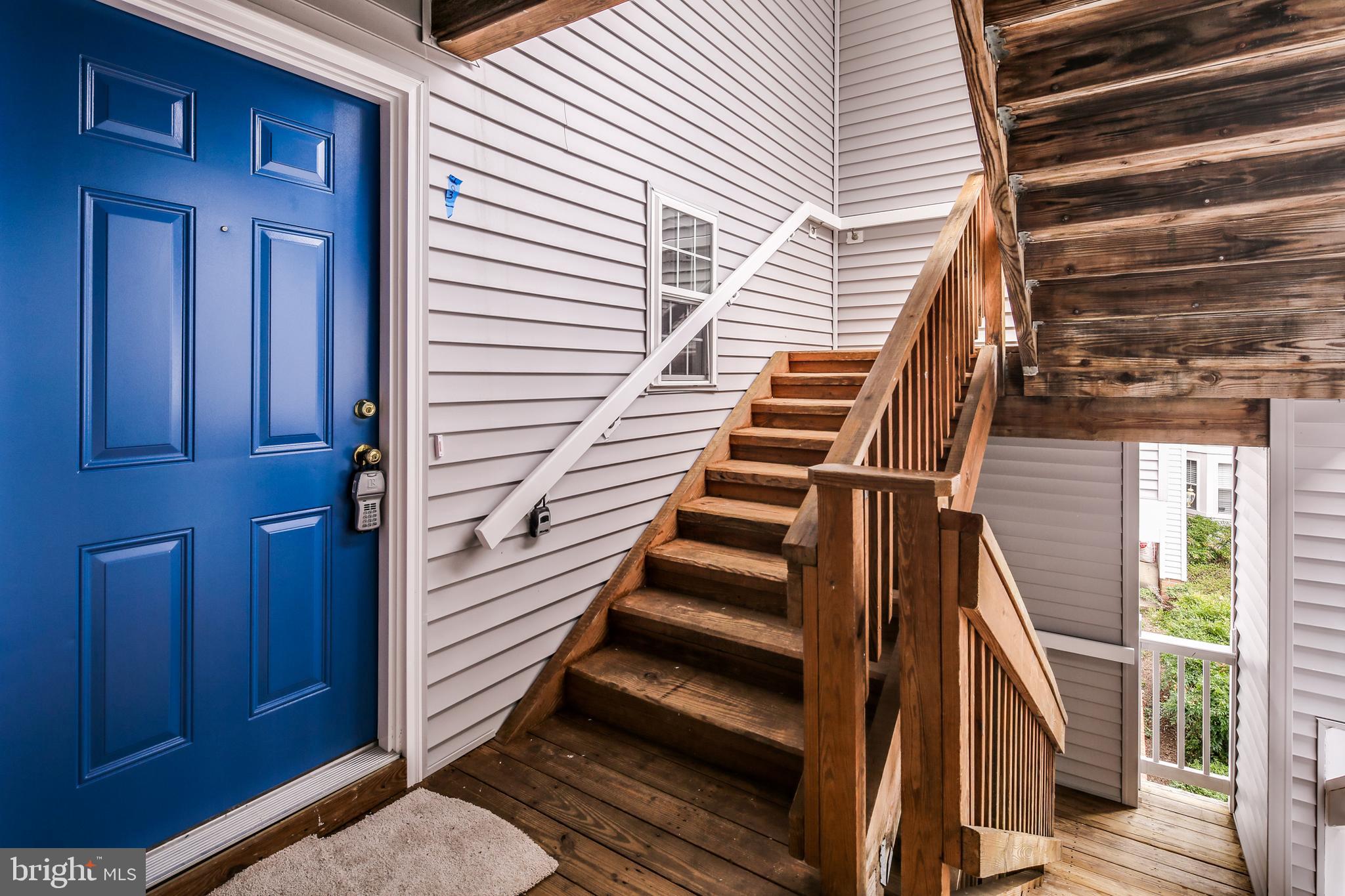 TOWN CENTER - Residential Lease