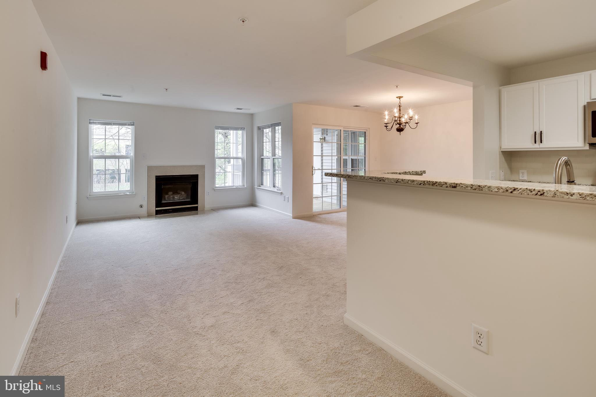 TOWN CENTER - Residential Lease