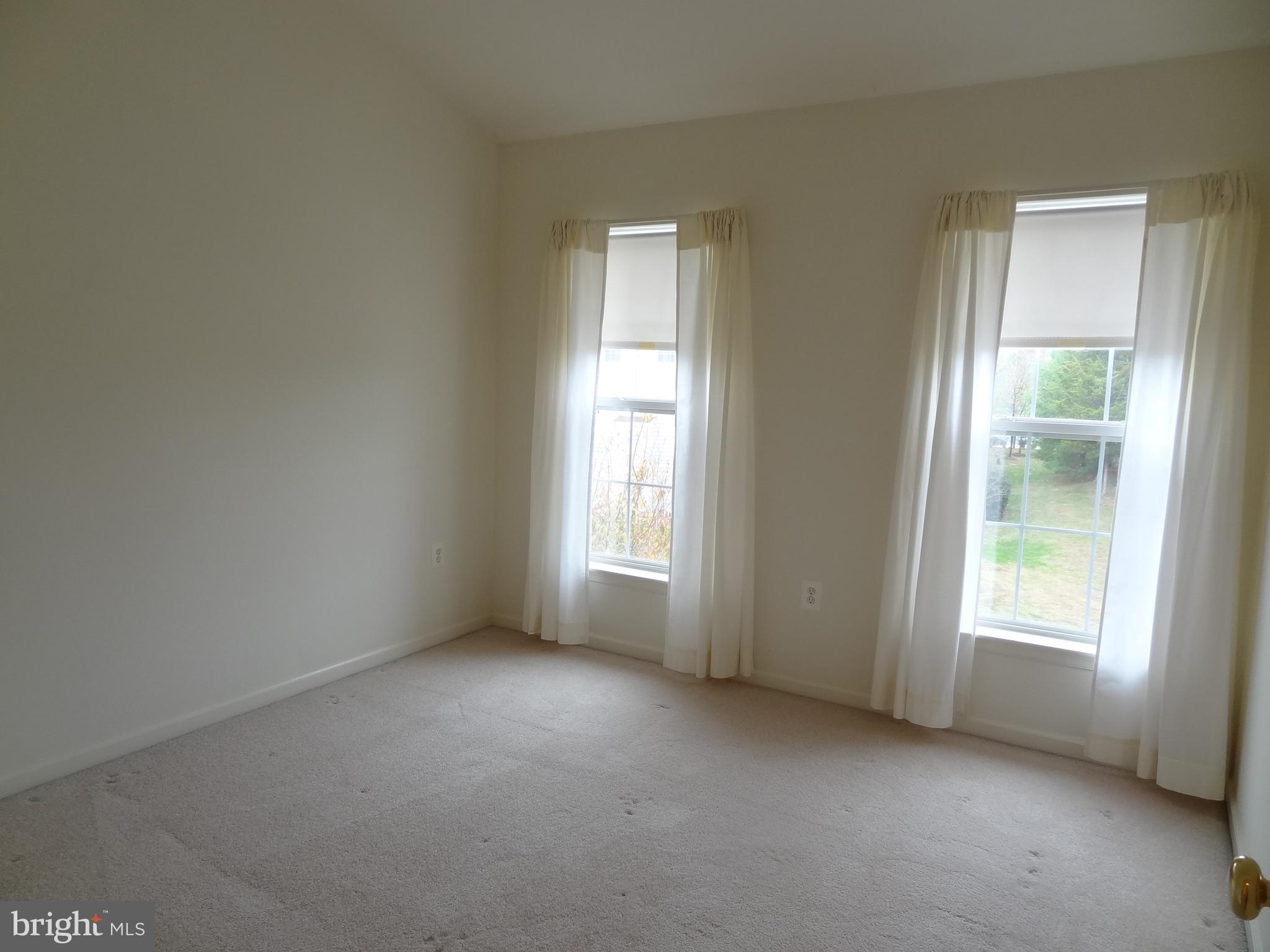 LAKES AT RED ROCK - Residential Lease