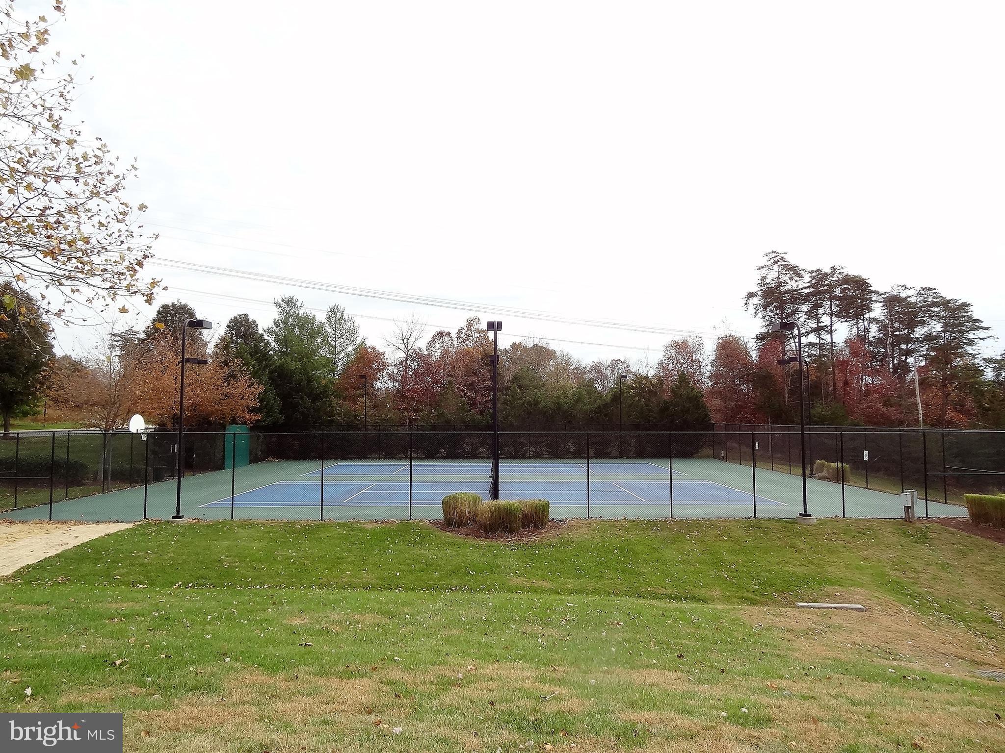 LAKES AT RED ROCK - Residential Lease