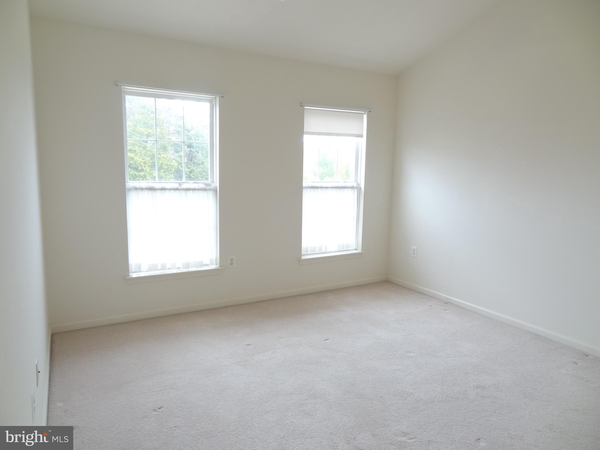 LAKES AT RED ROCK - Residential Lease