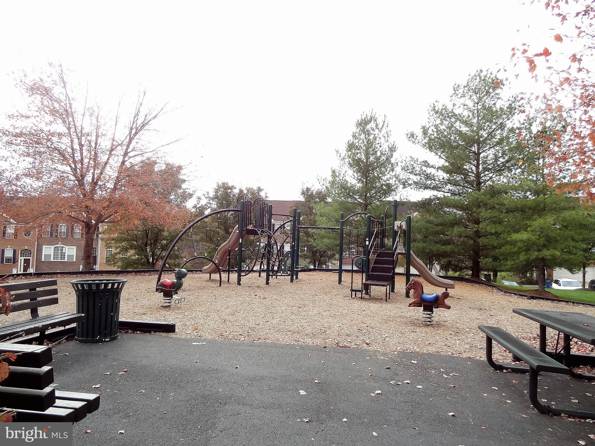 LAKES AT RED ROCK - Residential Lease