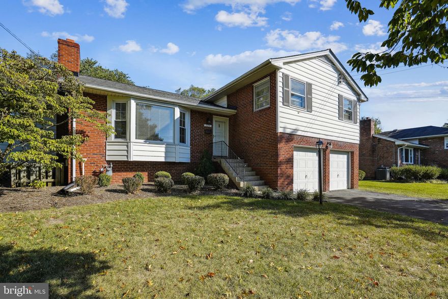Expanded and renovated home features over 3200 finished square feet on 4 levels, 4/5 bedrooms - 2 ensuites - one on the main level with a walk-in closet, 4 full bathrooms, one half bathroom. The home is located in the sought-after Collingwood on the Potomac community - feeds into Waynewood Elementary school. The beautifully remodeled kitchen boasts stainless steel appliances, granite countertops and skylights. Sip your morning coffee in the cozy Florida room or walk out to the huge flat backyard. The inviting living room features a wood-burning fireplace, a gorgeous mantle, and a large bay window. On the second level, you will find an ensuite bedroom and 2 other bedrooms, and one full bath. From the main level, step down into the spacious family room and walk out to a brick patio. As you step down to the lower level, you will come upon a sizable office, another bedroom, a full bath, and a laundry room. Upgrades include HVAC (2017), water heater (2017),50 year singles roof (2011), washer and dryer (2021), and much much more. Other features include two full size car garage, lots of storage, shed. Close to Mt Vernon Trail, the shops at Hollin Hall, Old Town Alexandria, Fort Belvoir and D.C. Walking distance to Waynewood Elementary school and Waynewood Pool.