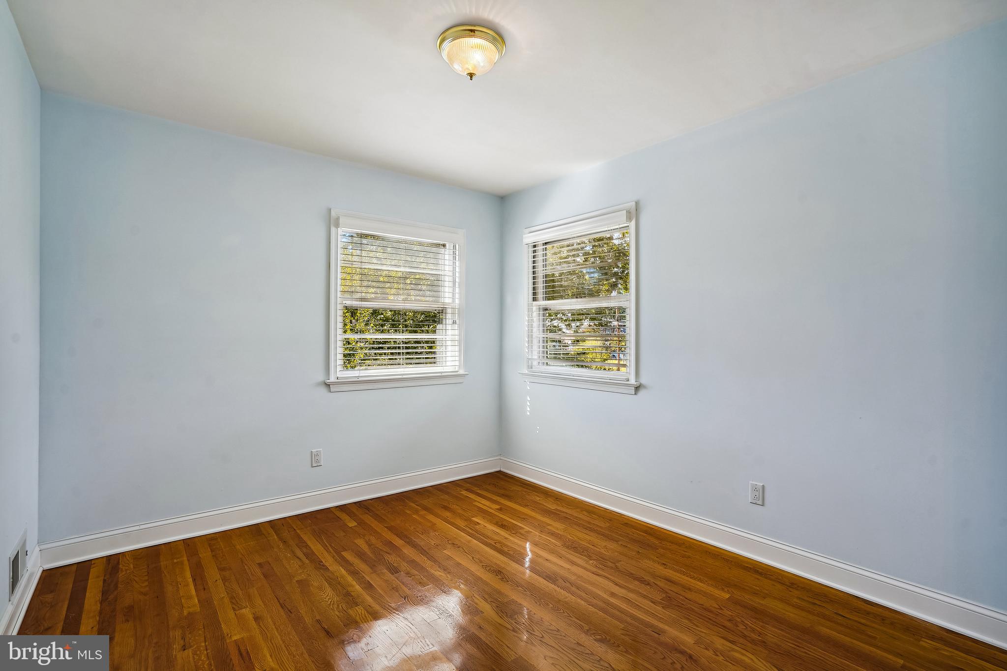 COLLINGWOOD ON THE POTOMAC - Residential