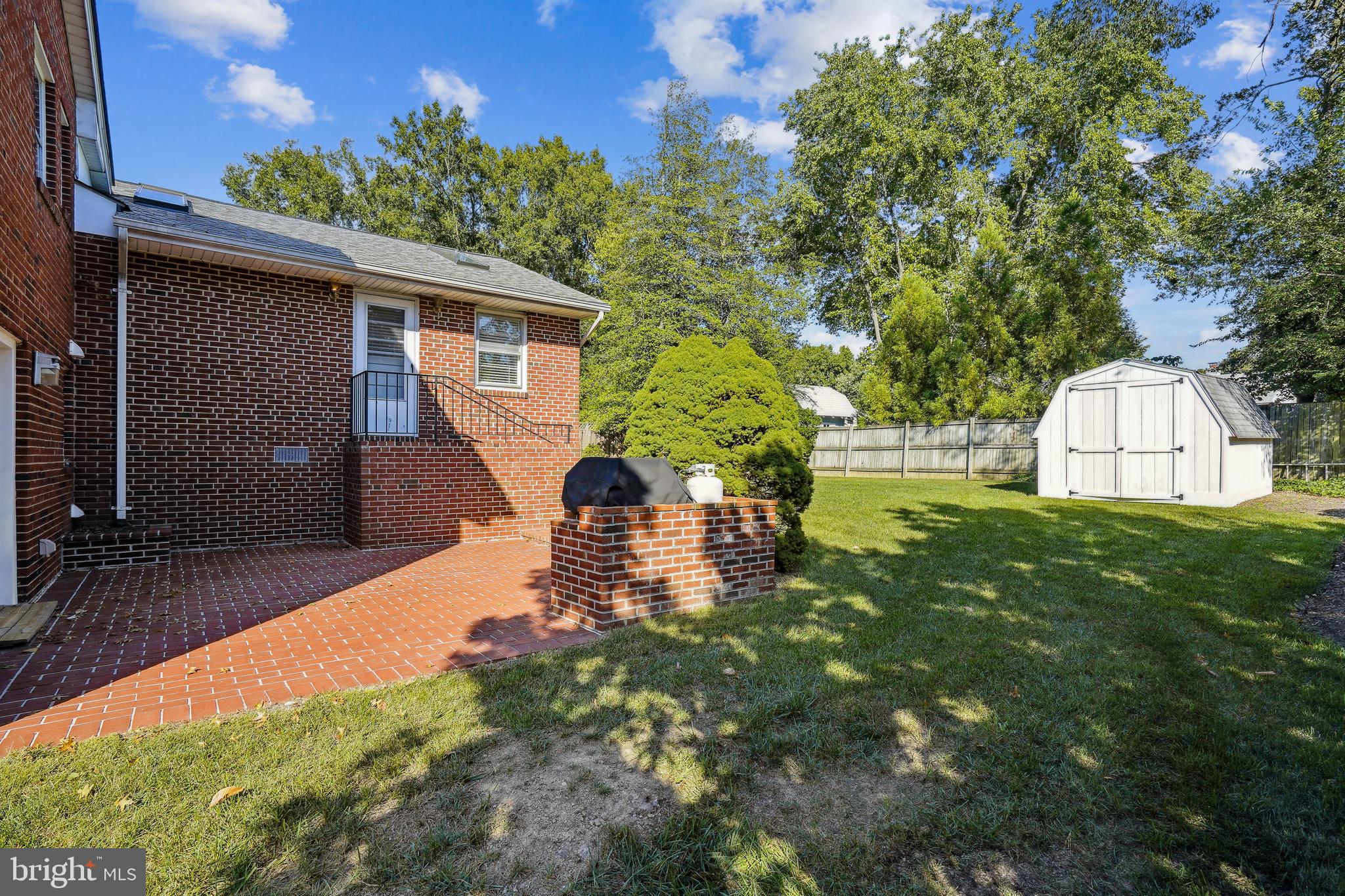 COLLINGWOOD ON THE POTOMAC - Residential