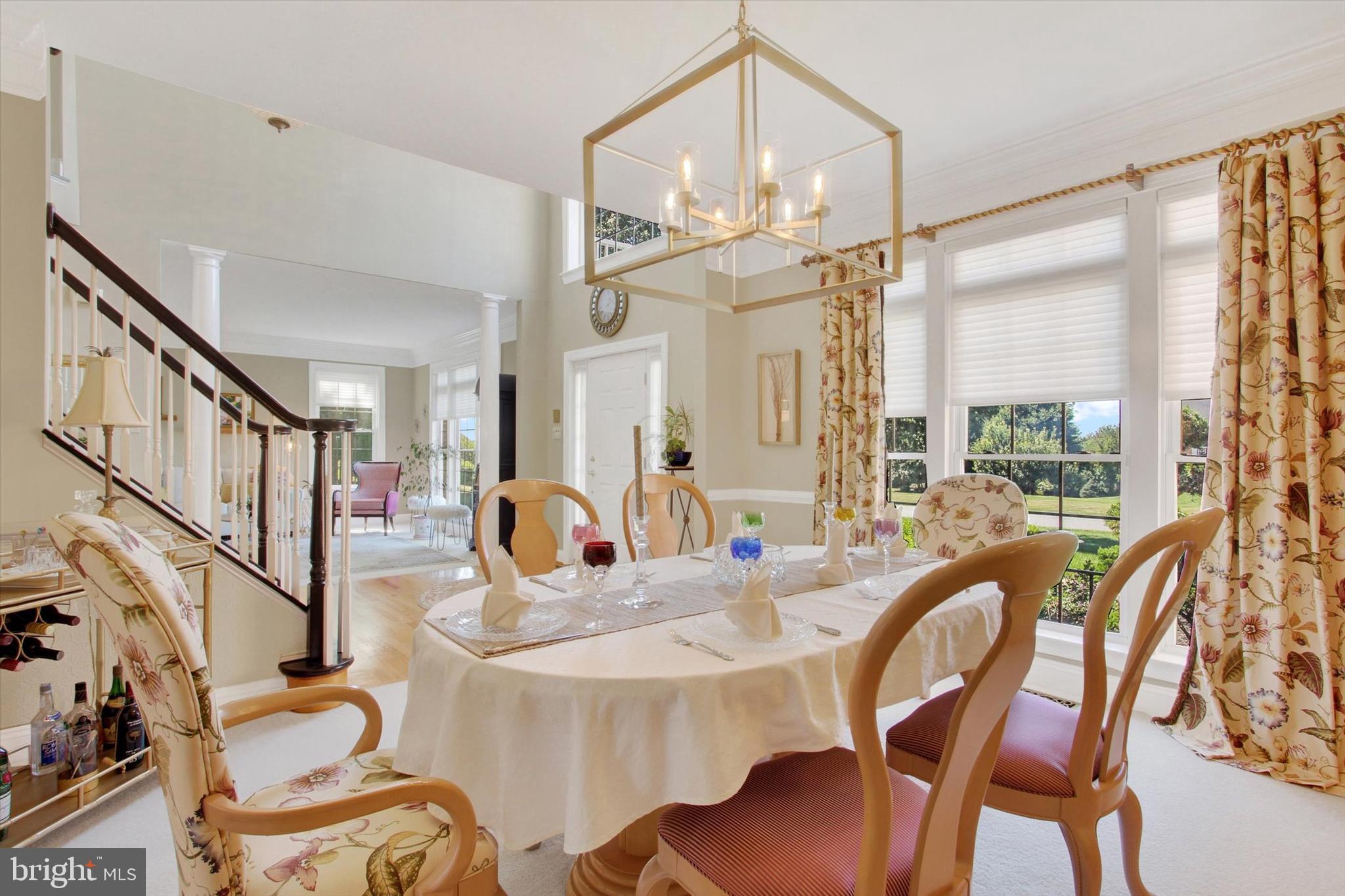 RIVER DOWNS - Residential