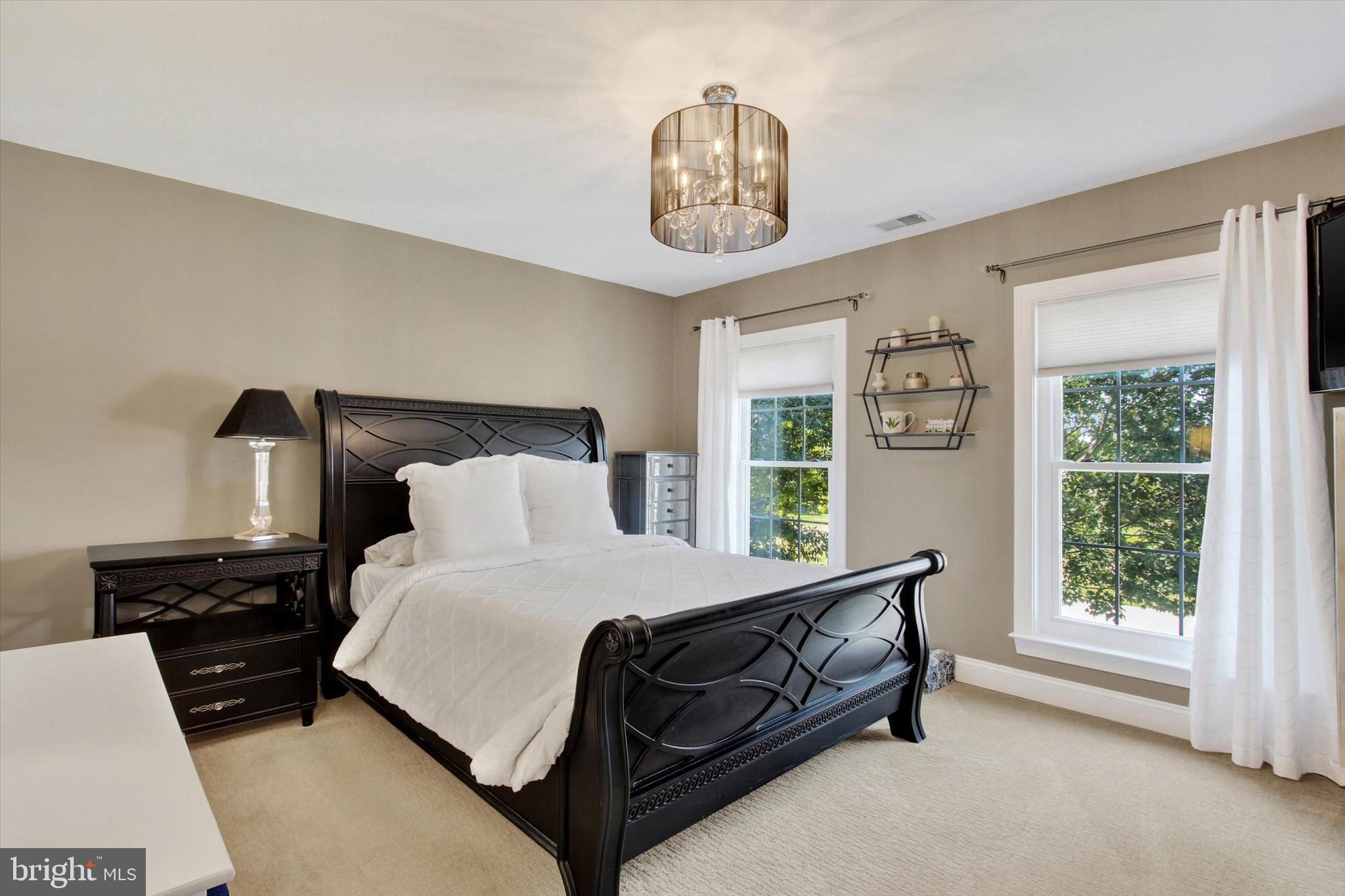 RIVER DOWNS - Residential