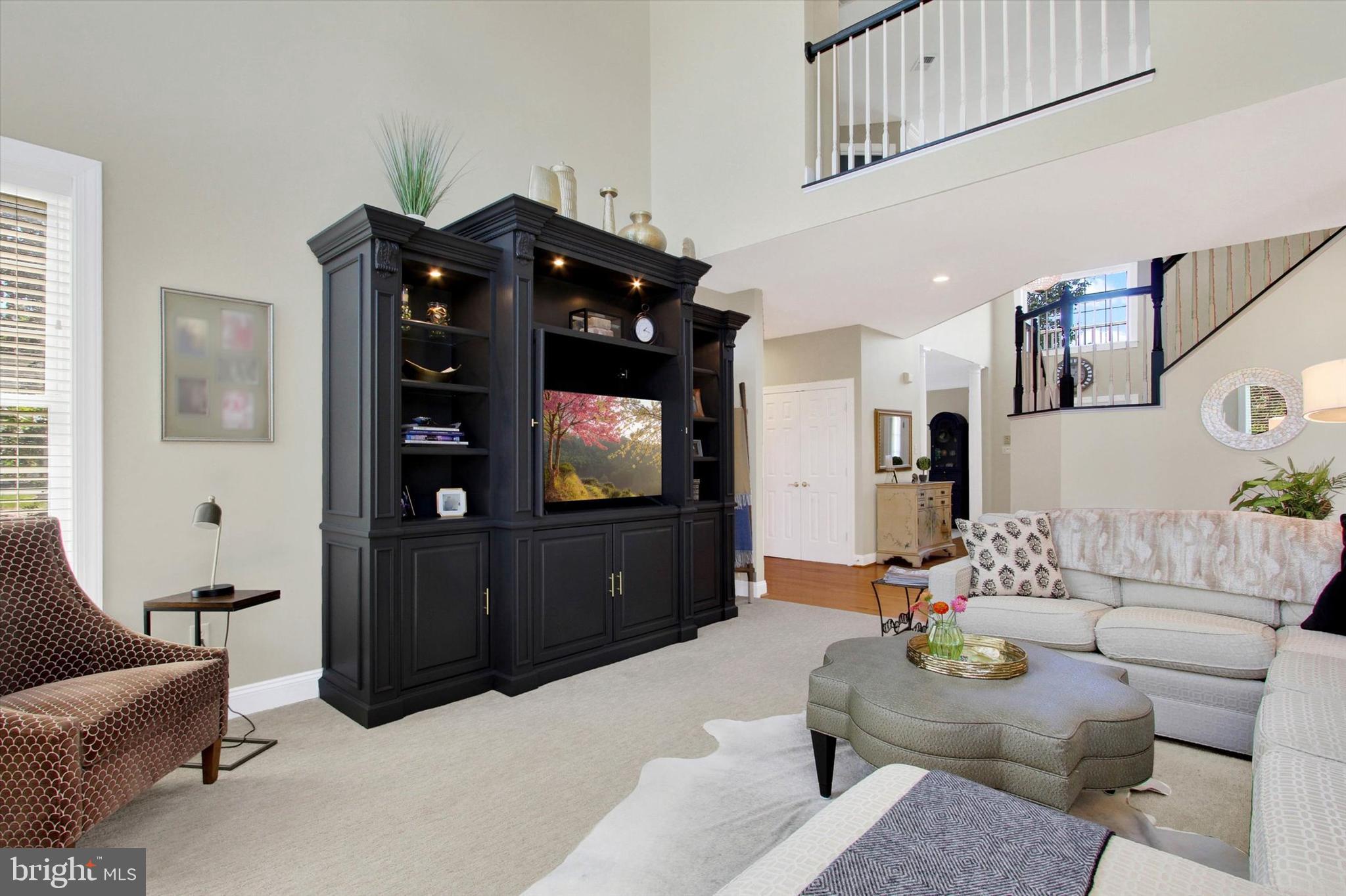 RIVER DOWNS - Residential