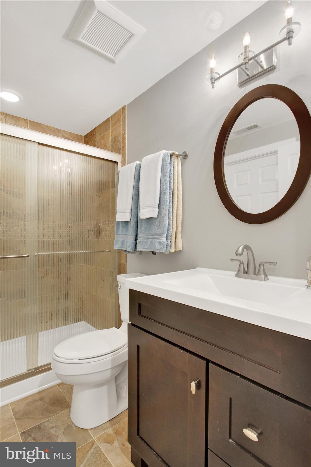 RIVER DOWNS - Residential