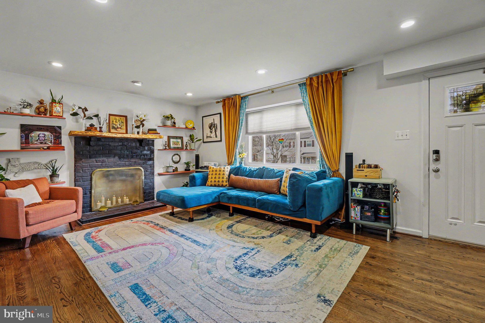 UPTON VILLAGE NORTH - Residential