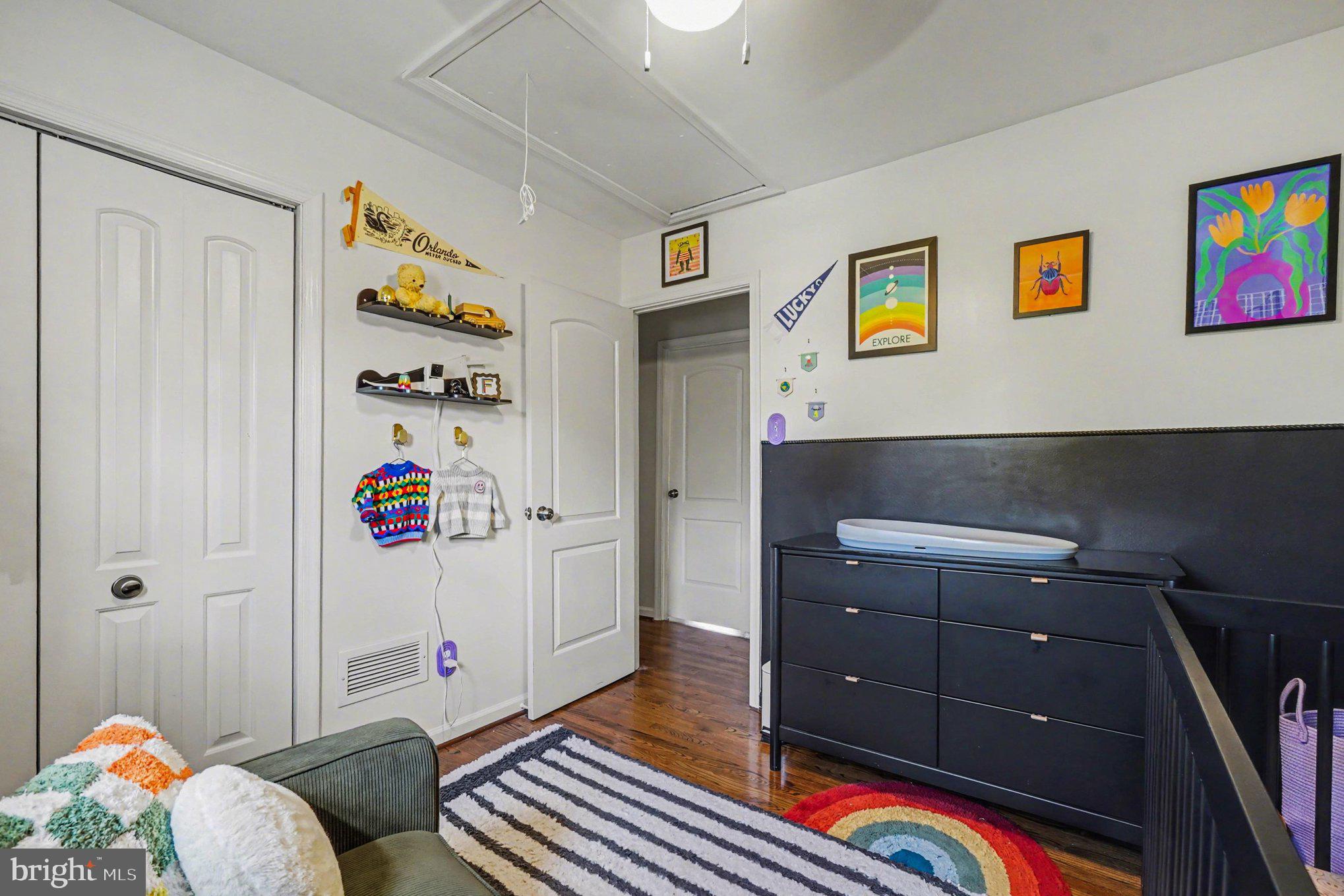 UPTON VILLAGE NORTH - Residential