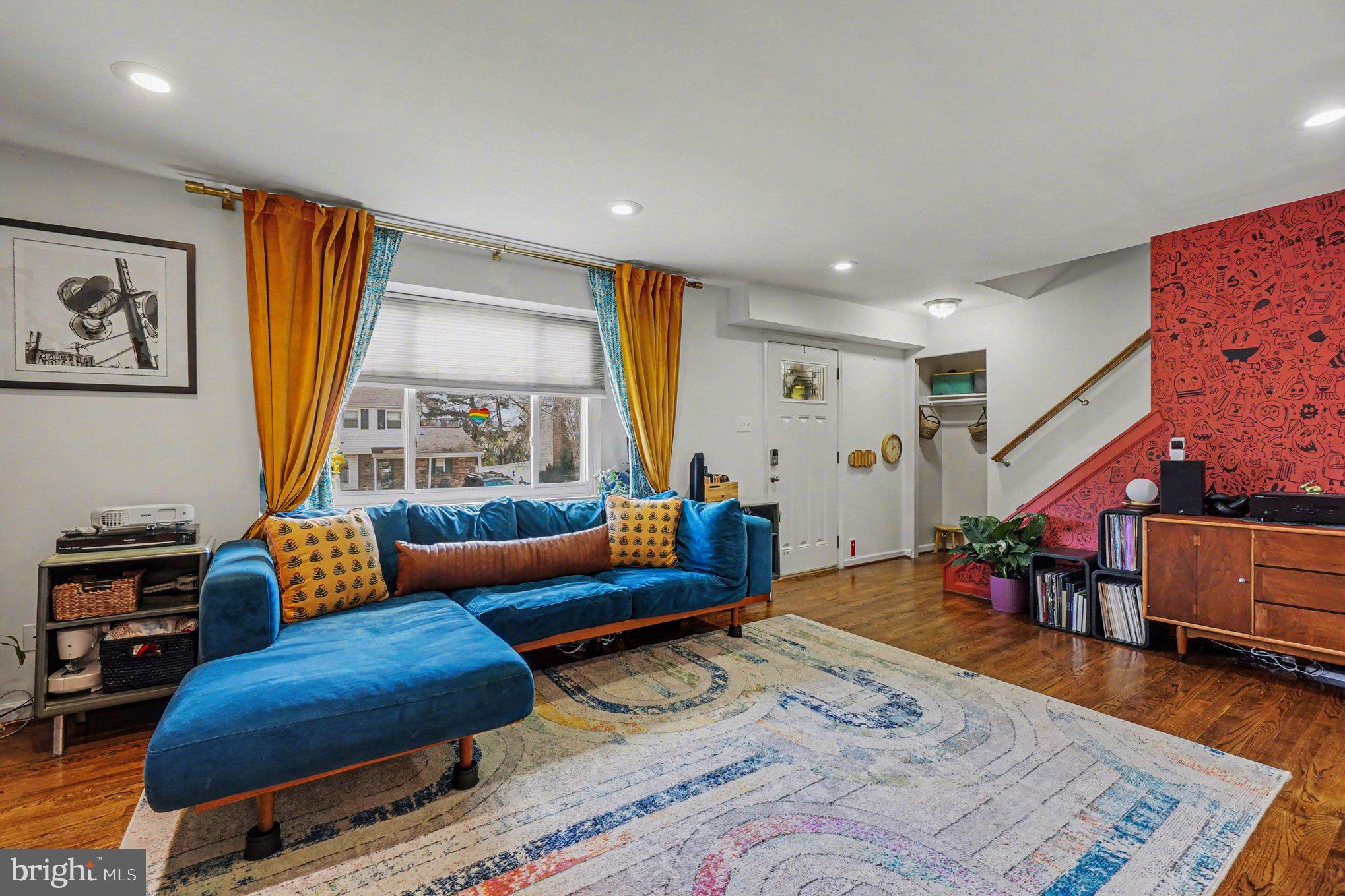 UPTON VILLAGE NORTH - Residential