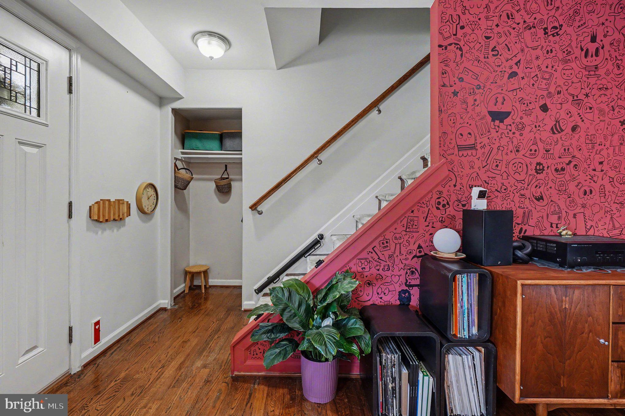 UPTON VILLAGE NORTH - Residential