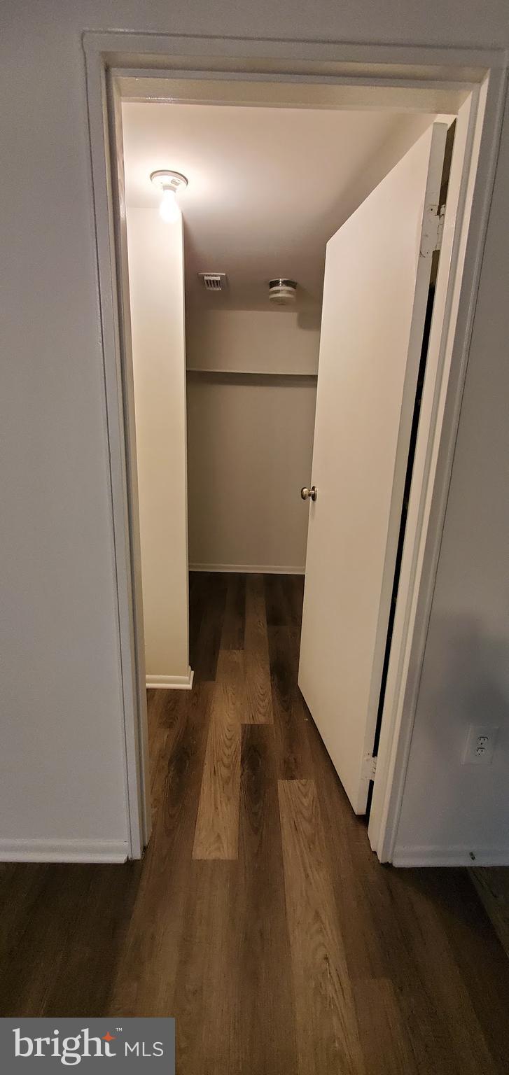 THE MEADOWS - Residential Lease