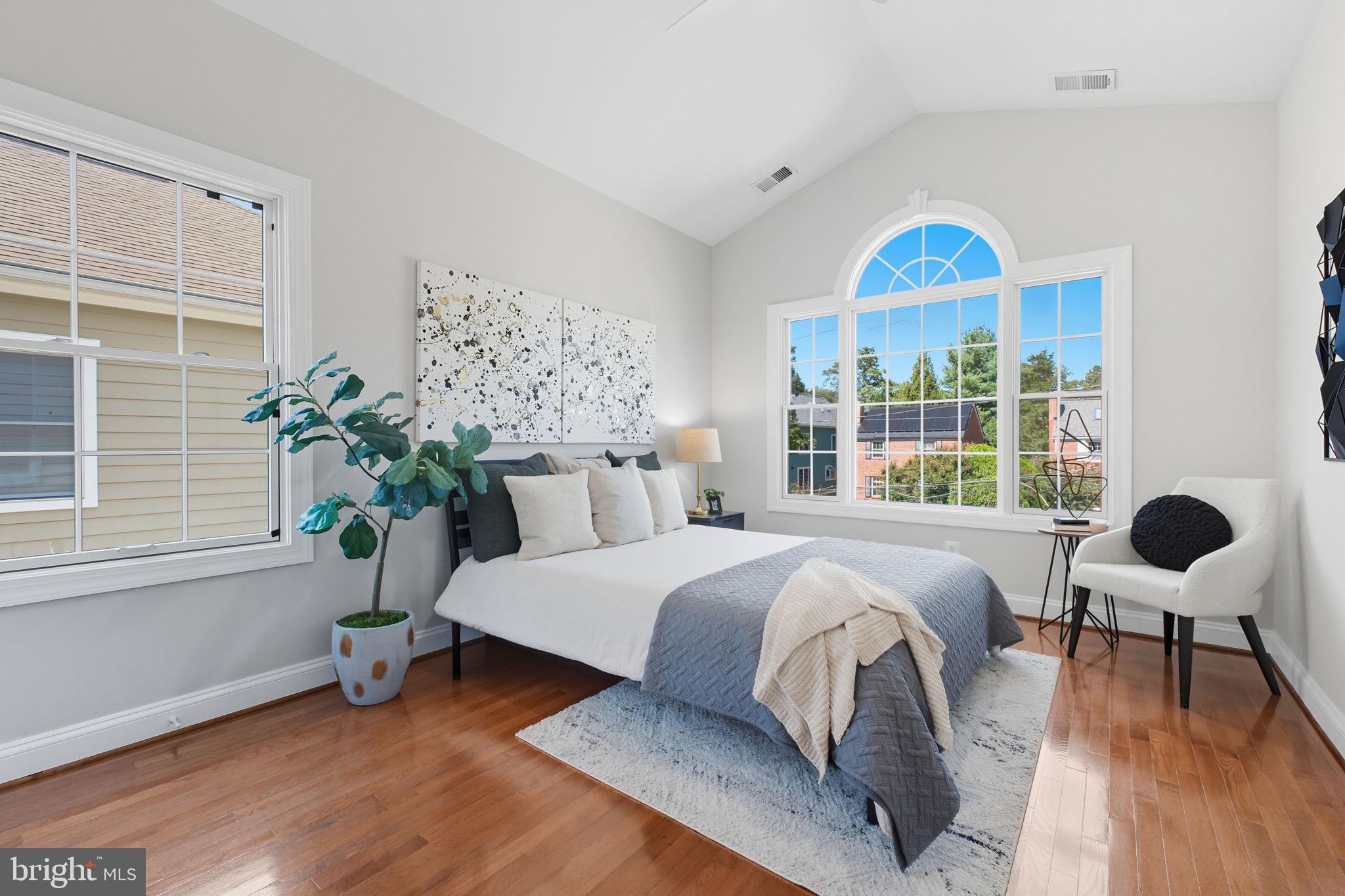 BON AIR - Residential