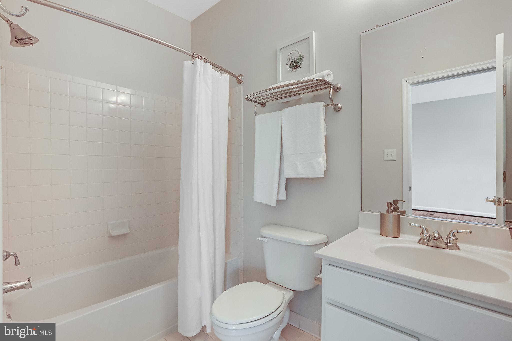 CLOISTERS OF FAIRFAX - Residential