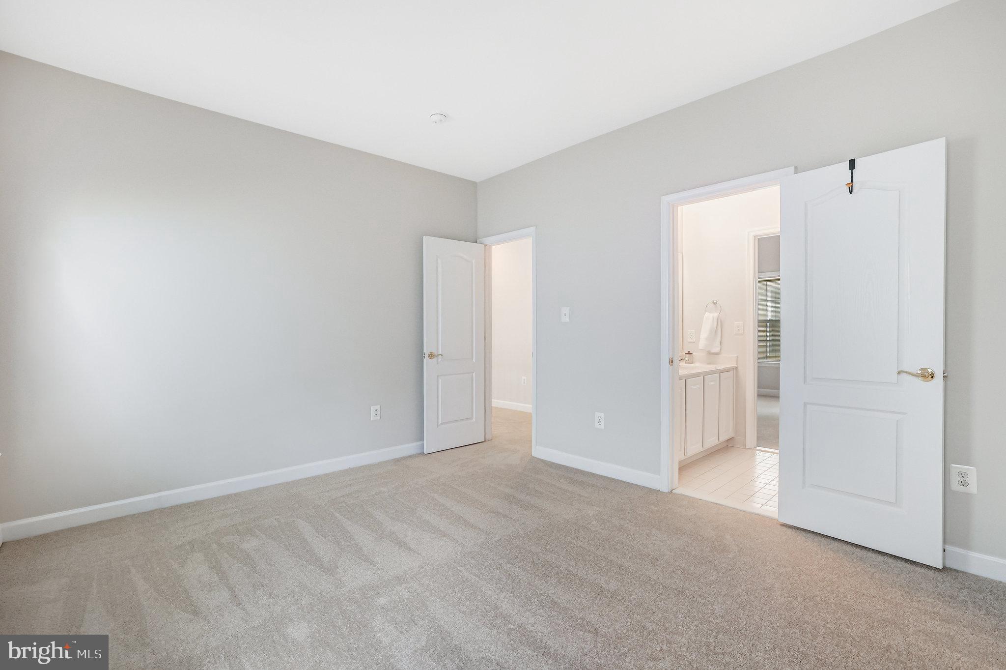 CLOISTERS OF FAIRFAX - Residential