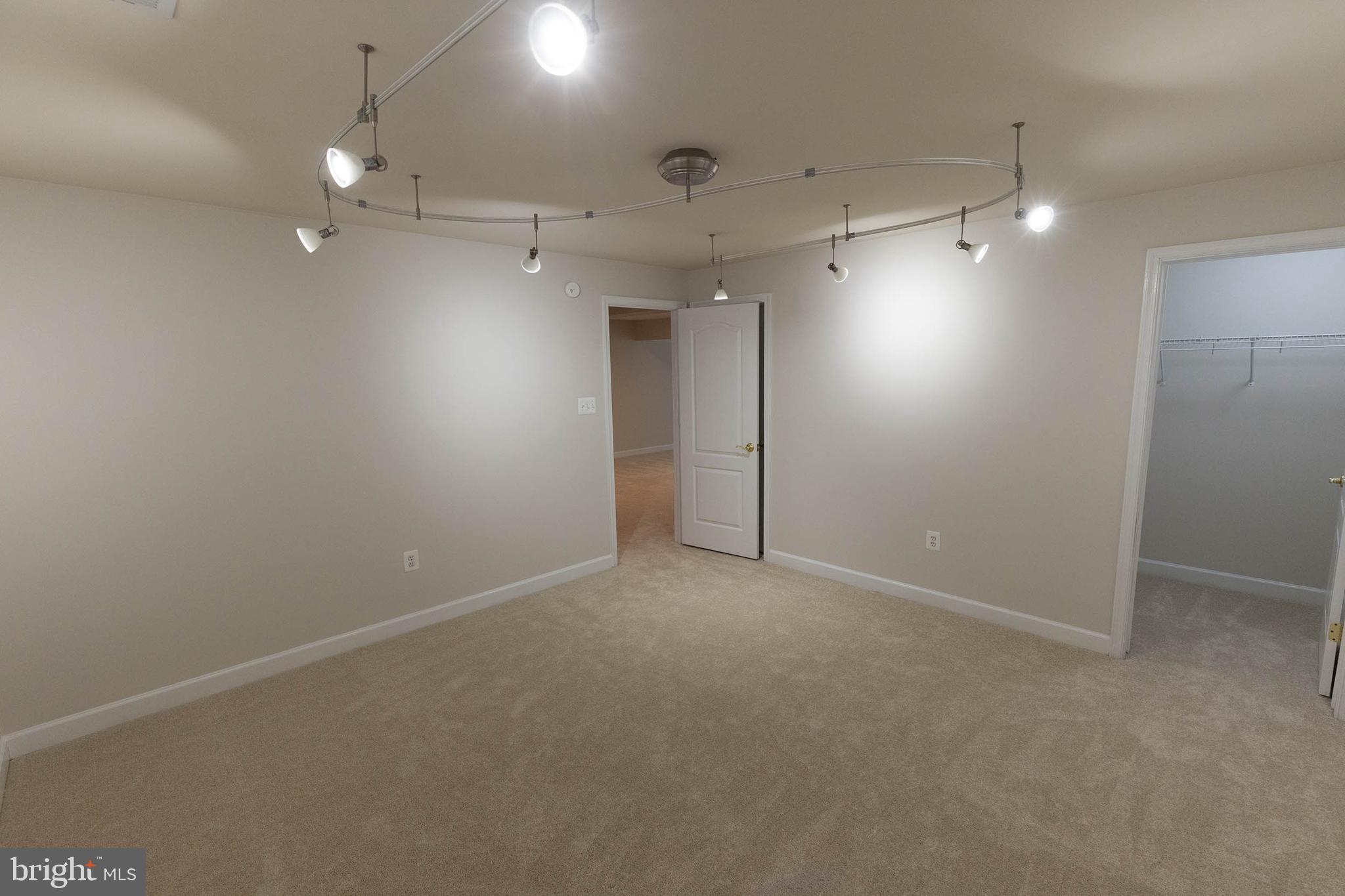 CLOISTERS OF FAIRFAX - Residential