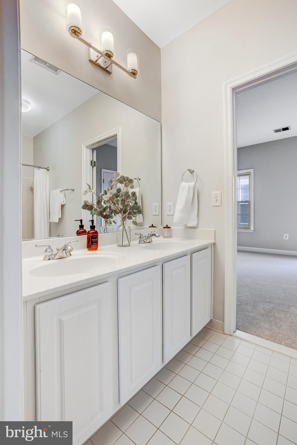 CLOISTERS OF FAIRFAX - Residential