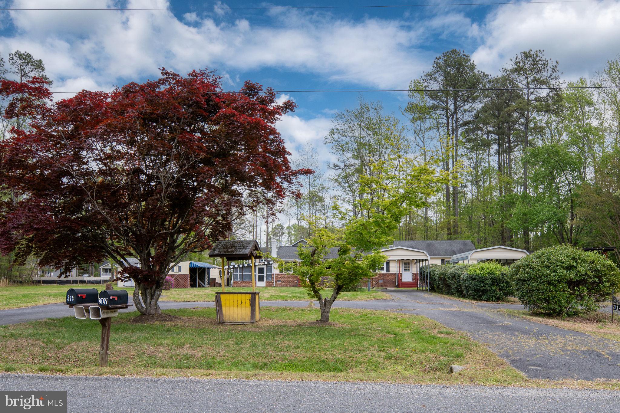 PLACID BAY ESTATES - Residential