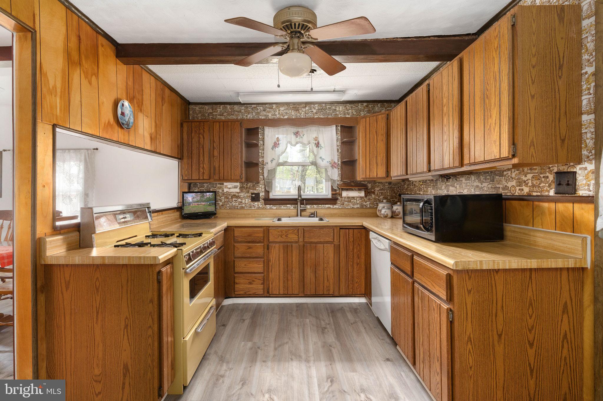 PLACID BAY ESTATES - Residential