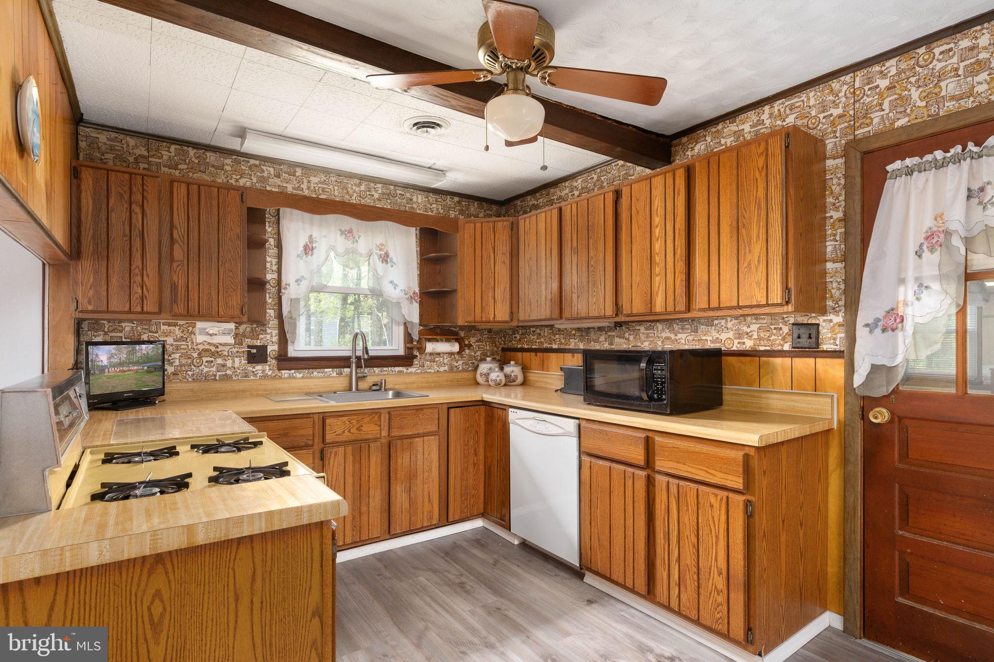 PLACID BAY ESTATES - Residential