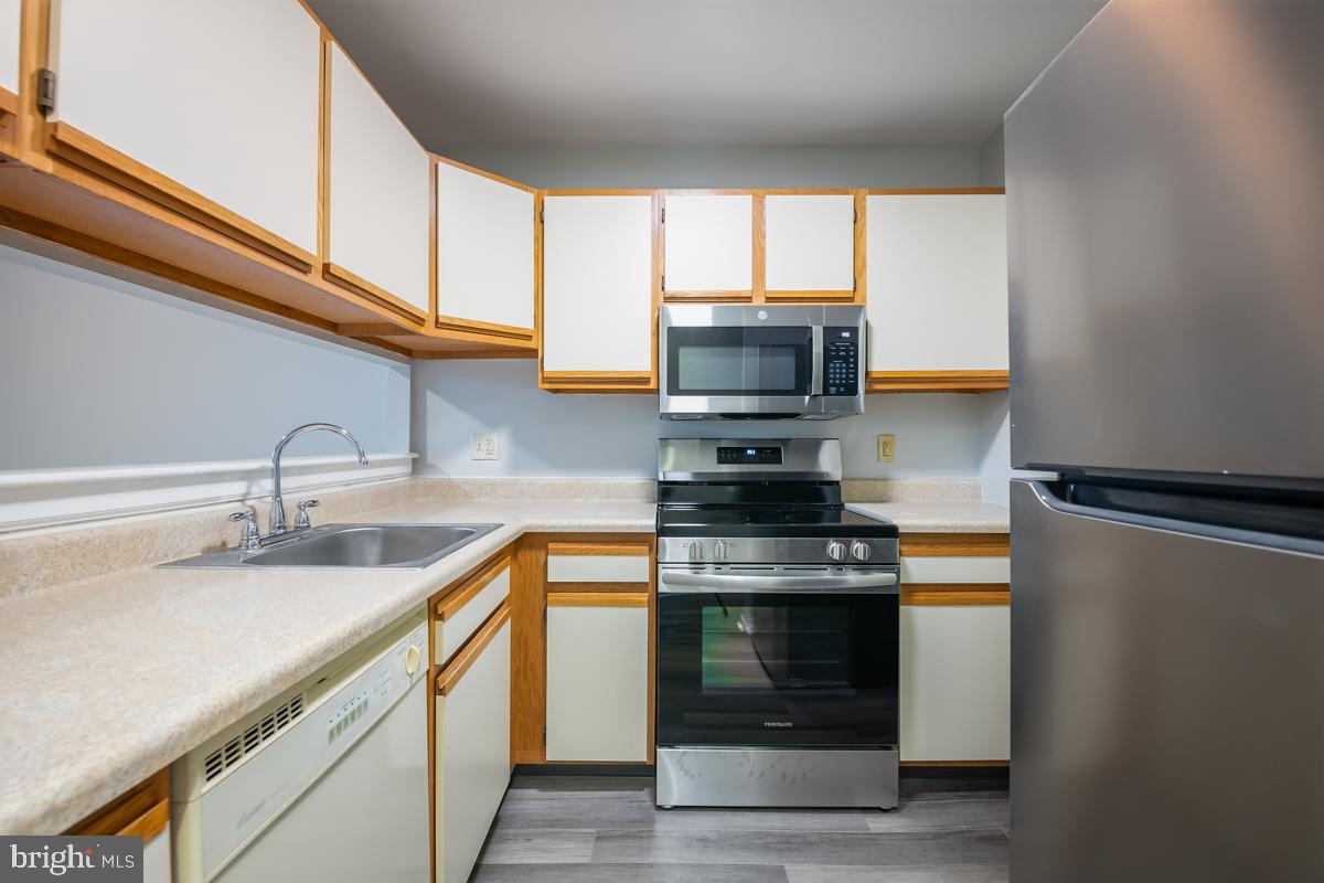 HIDDEN VALLEY - Residential