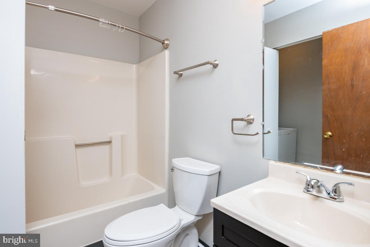 HIDDEN VALLEY - Residential