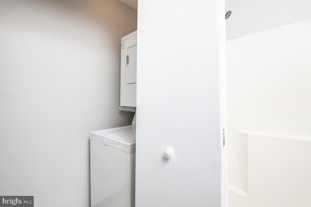 HIDDEN VALLEY - Residential