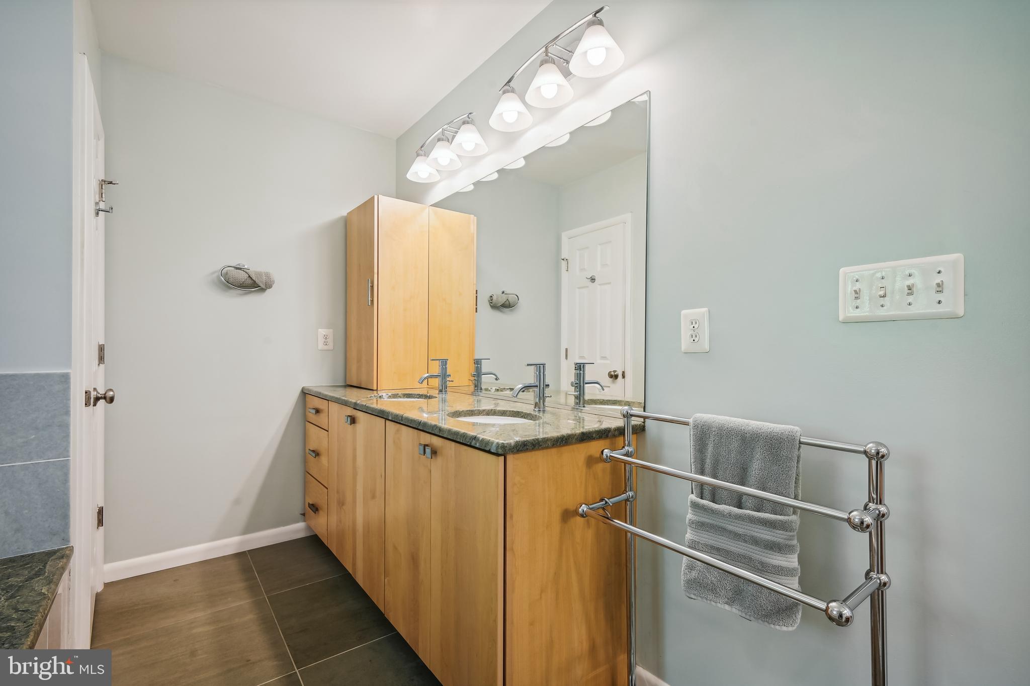 ANCHORAGE - Residential