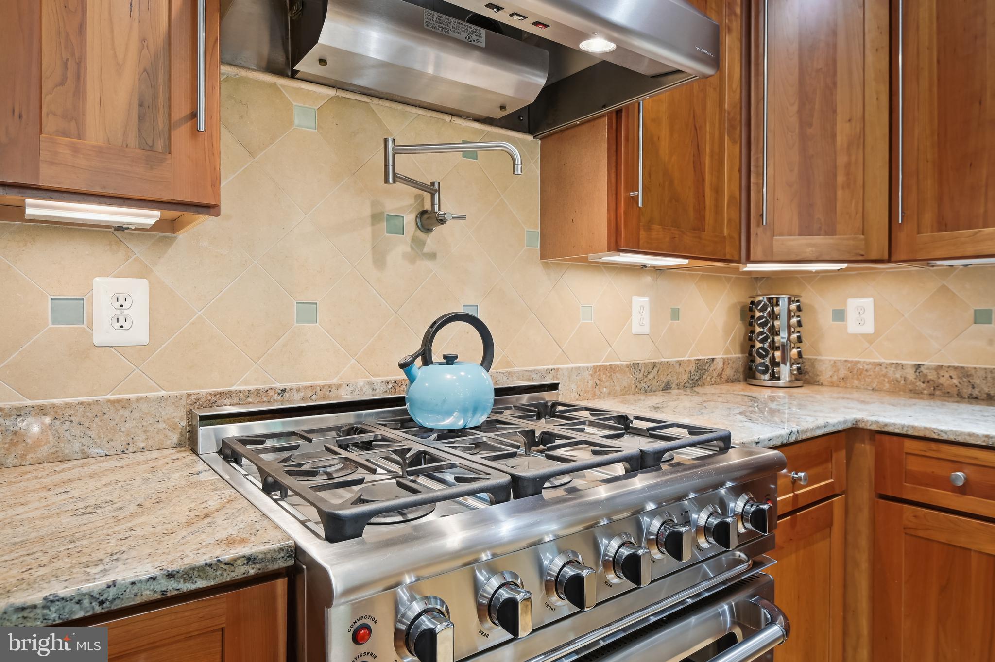 ANCHORAGE - Residential