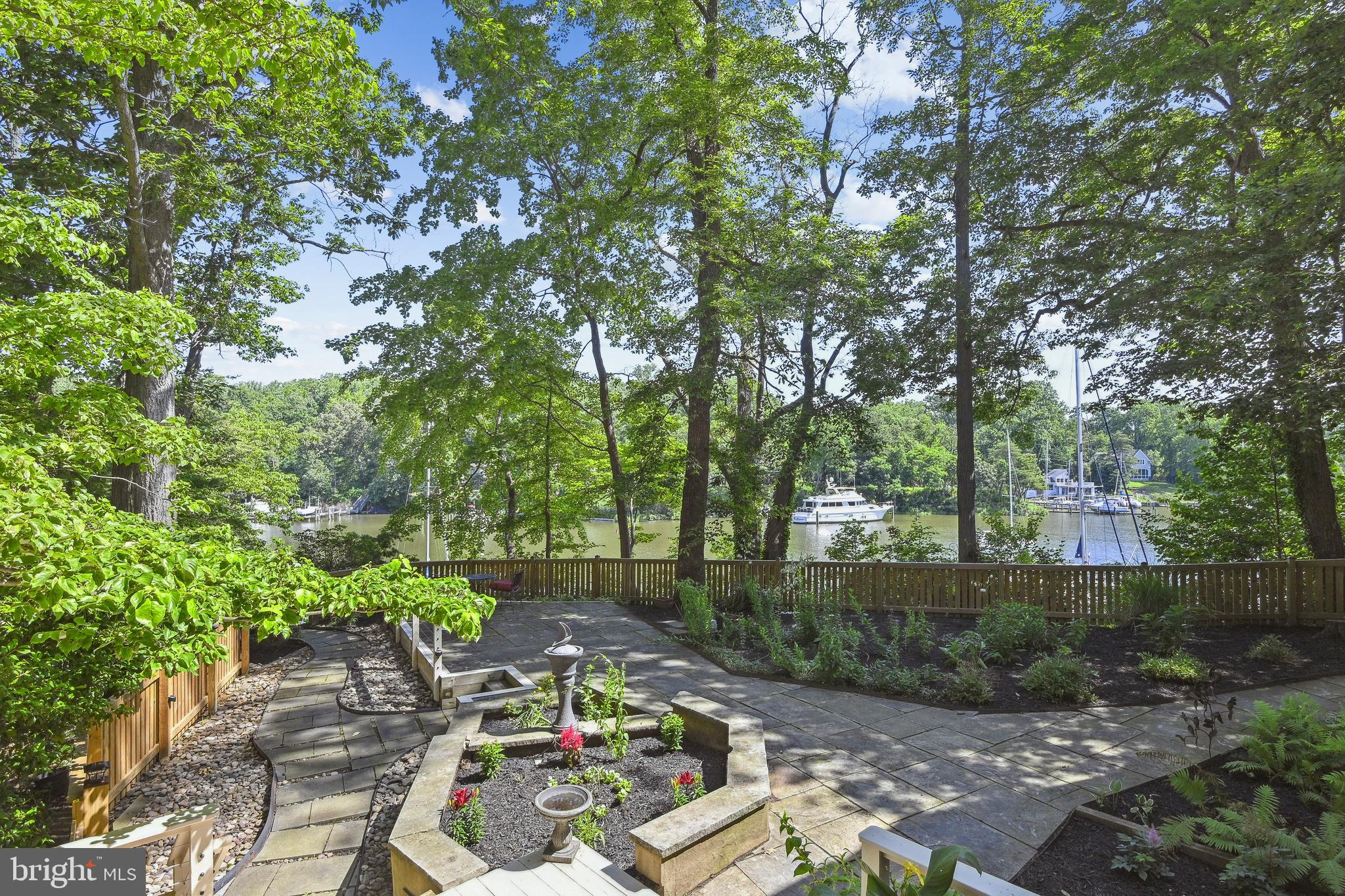 ANCHORAGE - Residential