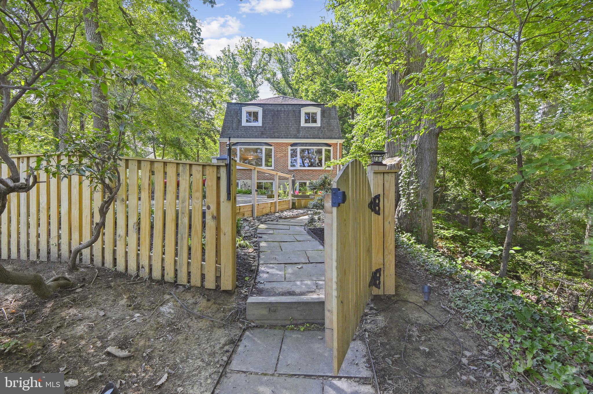 ANCHORAGE - Residential