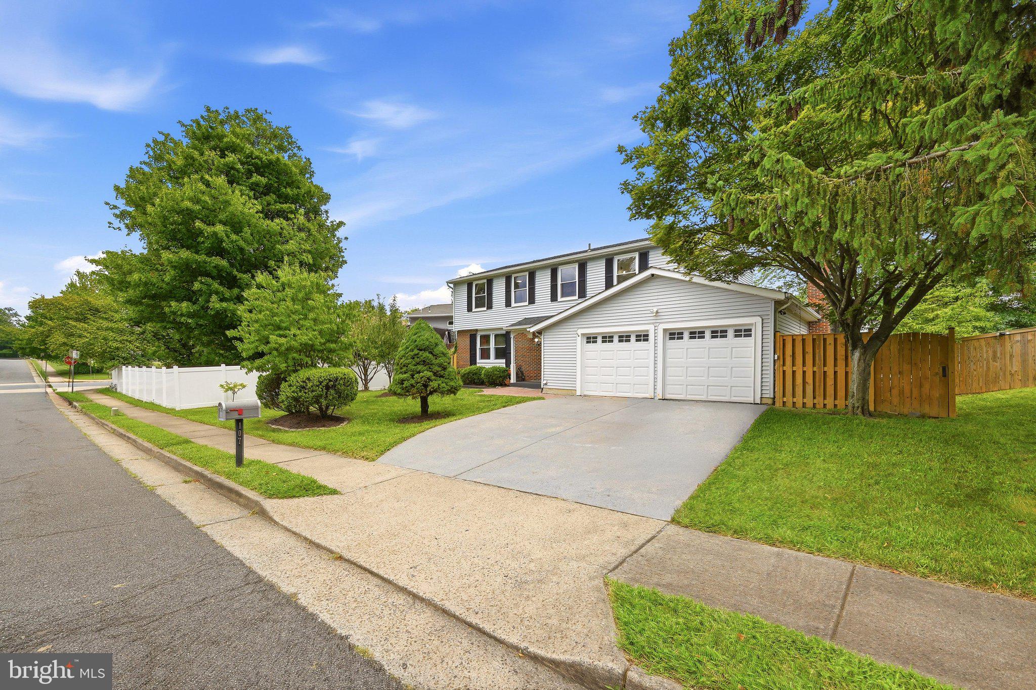 107 APPLETREE DRIVE NE